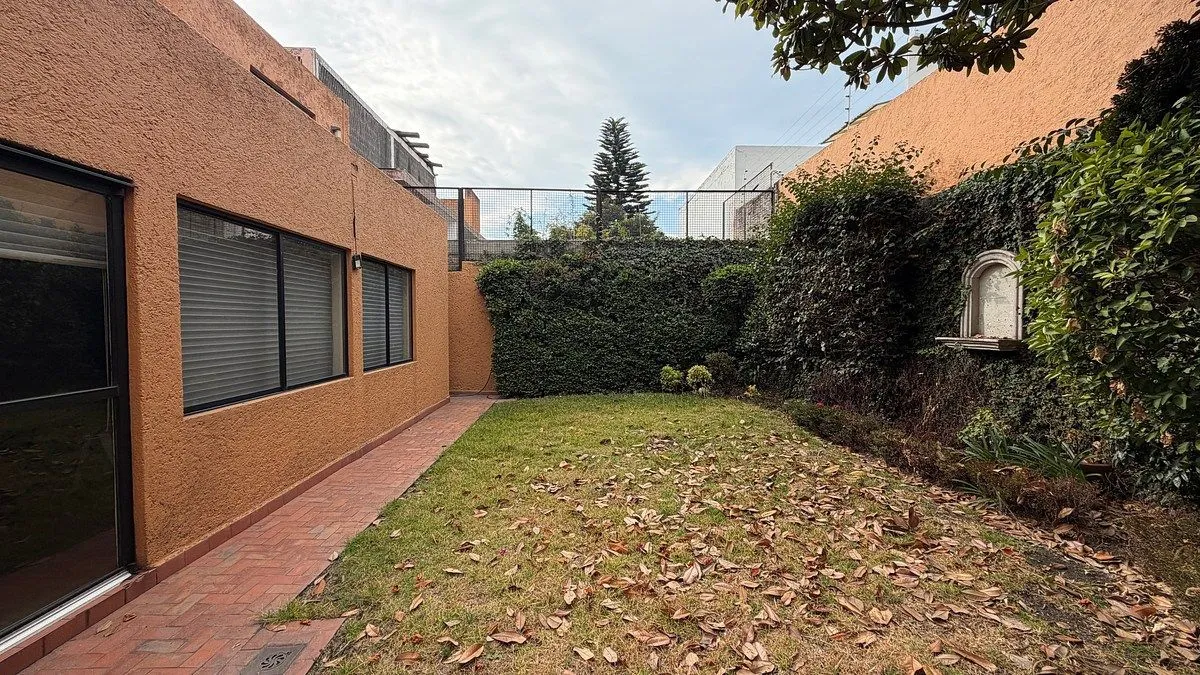 Lote en venta · Lomas de Tecamachalco, Naucalpan de Juárez, Estado de México