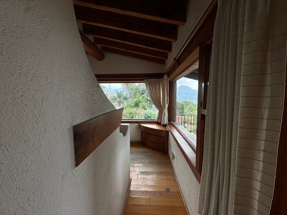 Casa en venta · Santa Magdalena Tilostoc, Valle de Bravo, Estado de México Casa en venta · Santa Magdalena Tilostoc, Valle de Bravo, Estado de México