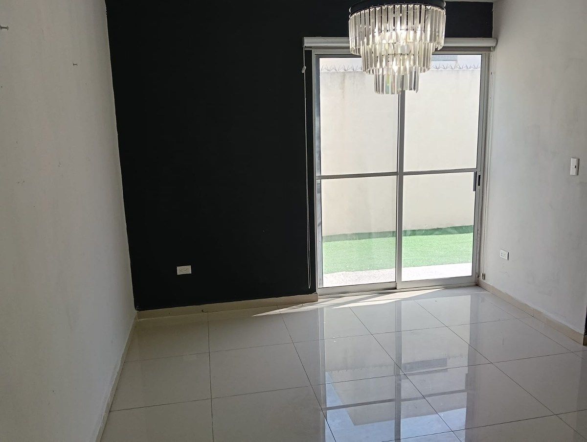 Casa en venta · Cerradas Magenta, Apodaca, Nuevo León