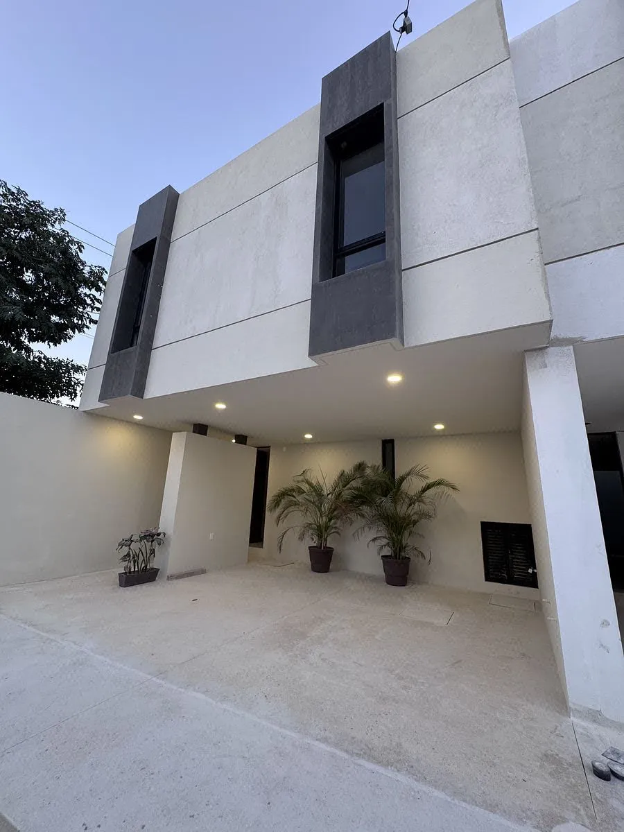 Casa en venta · San Juan Bautista, Mérida, Yucatán