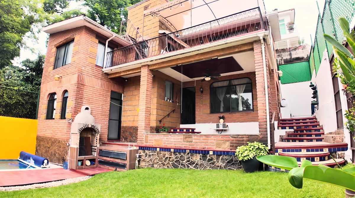 Casa en venta · Lomas de Cortes, Cuernavaca, Morelos Casa en venta · Lomas de Cortes, Cuernavaca, Morelos