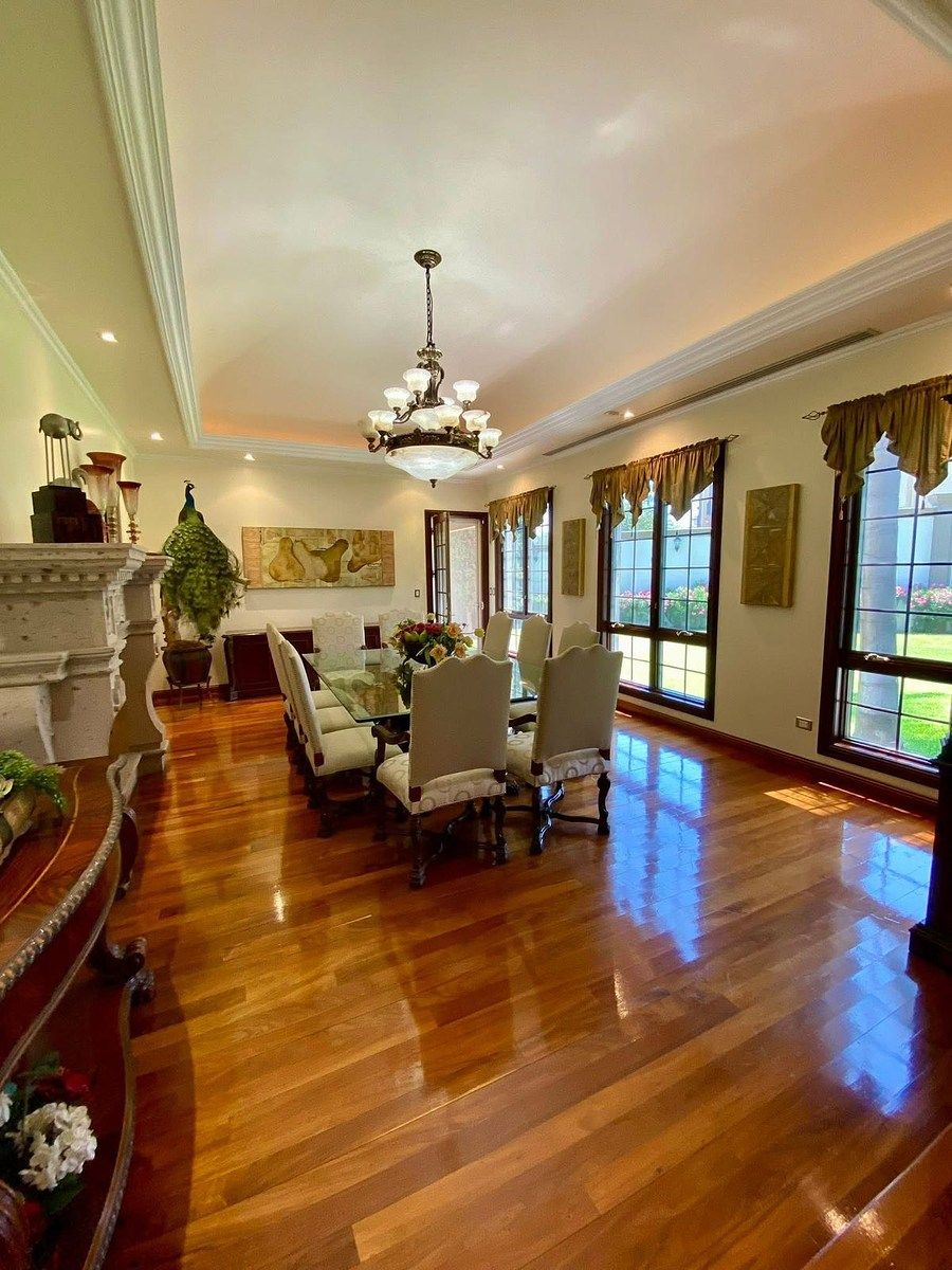 Casa en venta · Lomas Del Valle, San Pedro Garza García, Nuevo León Casa en venta · Lomas Del Valle, San Pedro Garza García, Nuevo León