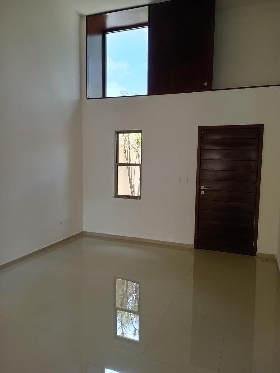 Casa en venta · Núcleo Sodzil, Mérida, Yucatán