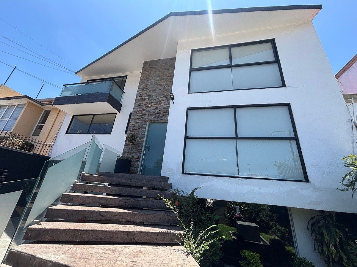 Casa en venta · Naucalpan de Juárez, Estado de México Casa en venta · Naucalpan de Juárez, Estado de México
