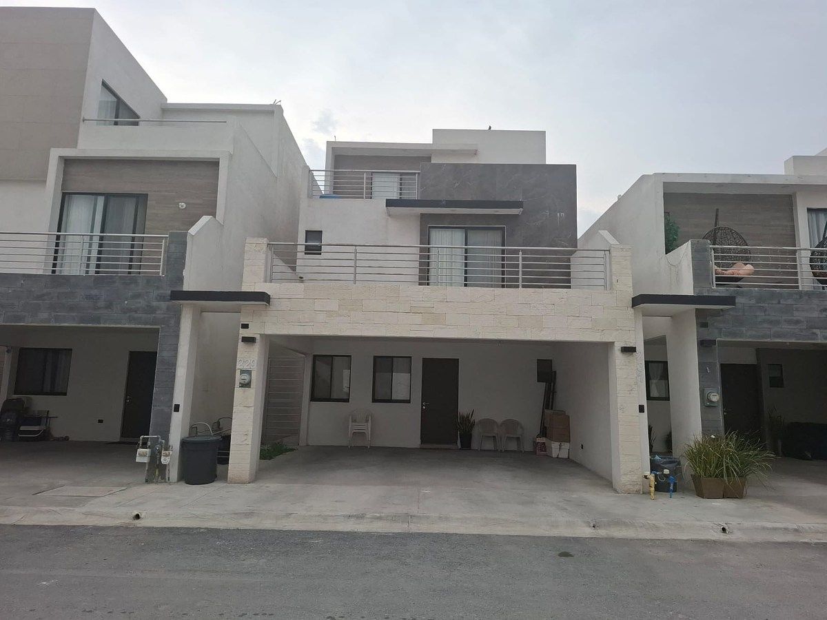 Casa en venta · Dominio Cumbres, García, Nuevo León