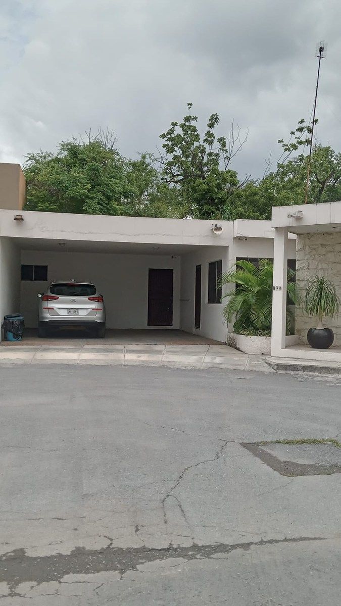 Casa en venta · Rincón de Santa María, Monterrey, Nuevo León