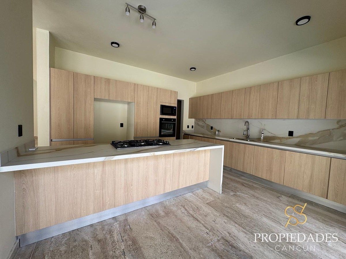 Casa en venta · Vía Cumbres Residencial, Benito Juárez, Quintana Roo