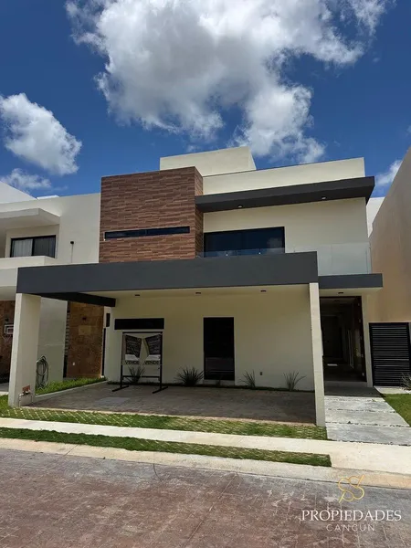 Casa en venta · Vía Cumbres Residencial, Benito Juárez, Quintana Roo