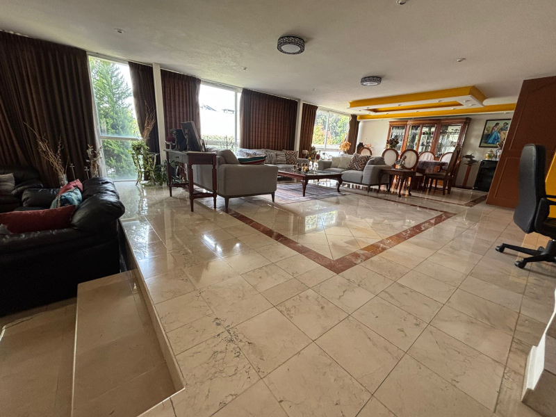 Casa en venta · Lomas de Tecamachalco, Naucalpan de Juárez, Estado de México