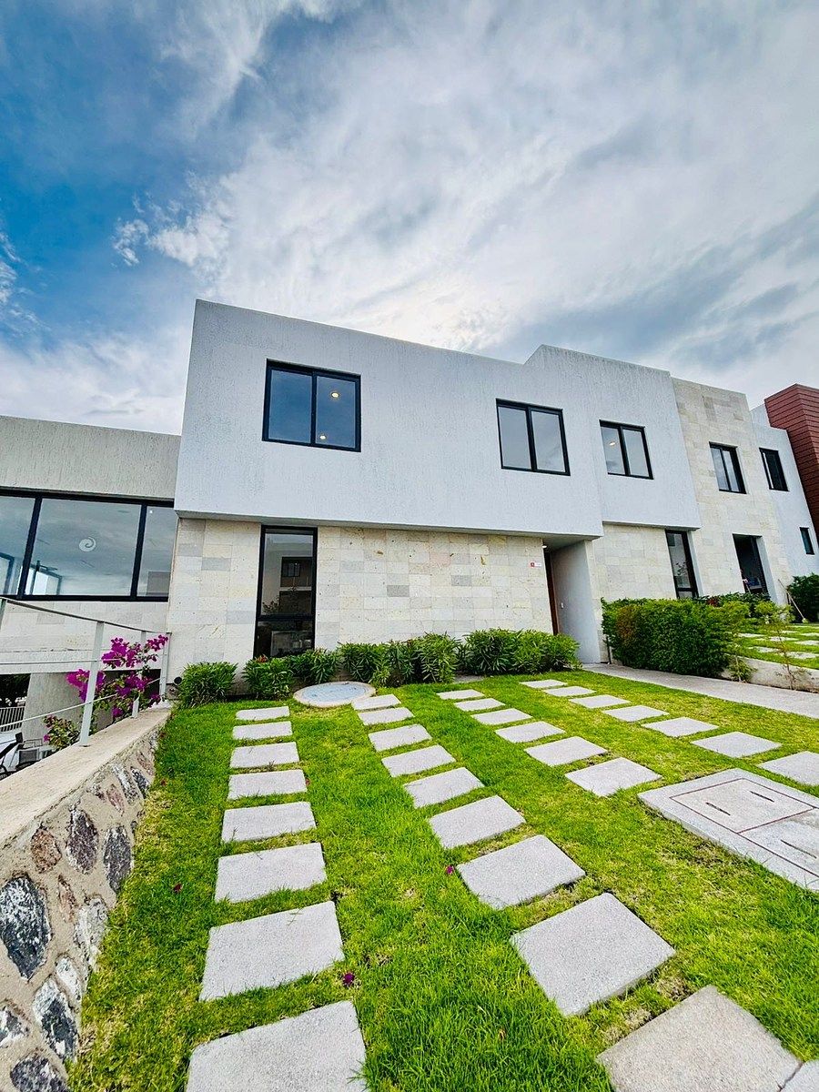 Casa en venta · Nuevo Refugio, Santiago de Querétaro, Querétaro Casa en venta · Nuevo Refugio, Santiago de Querétaro, Querétaro