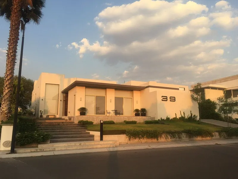 Casa en renta · El Campanario, Santiago de Querétaro, Querétaro