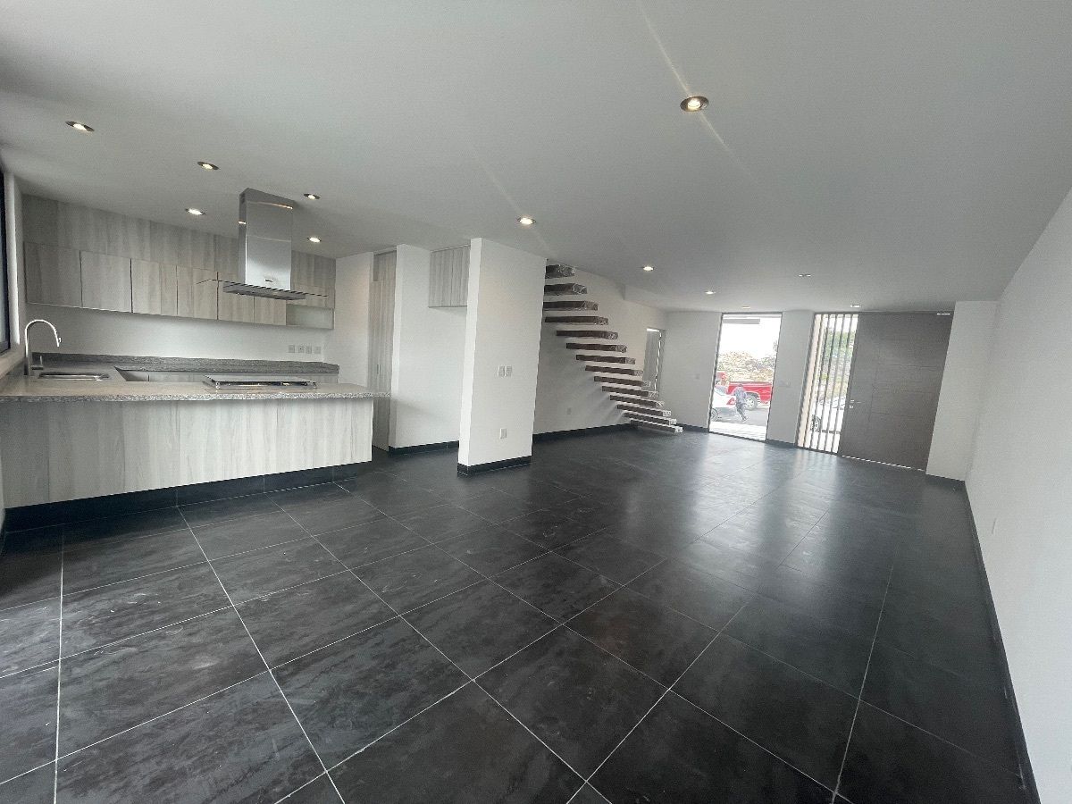 Casa en venta · Nuevo Refugio, Santiago de Querétaro, Querétaro Casa en venta · Nuevo Refugio, Santiago de Querétaro, Querétaro