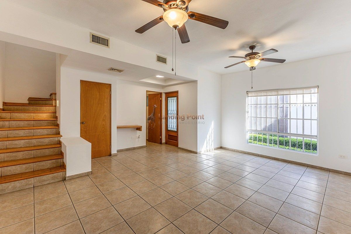 Casa en venta · Las Cumbres 3 Sector, Monterrey, Nuevo León