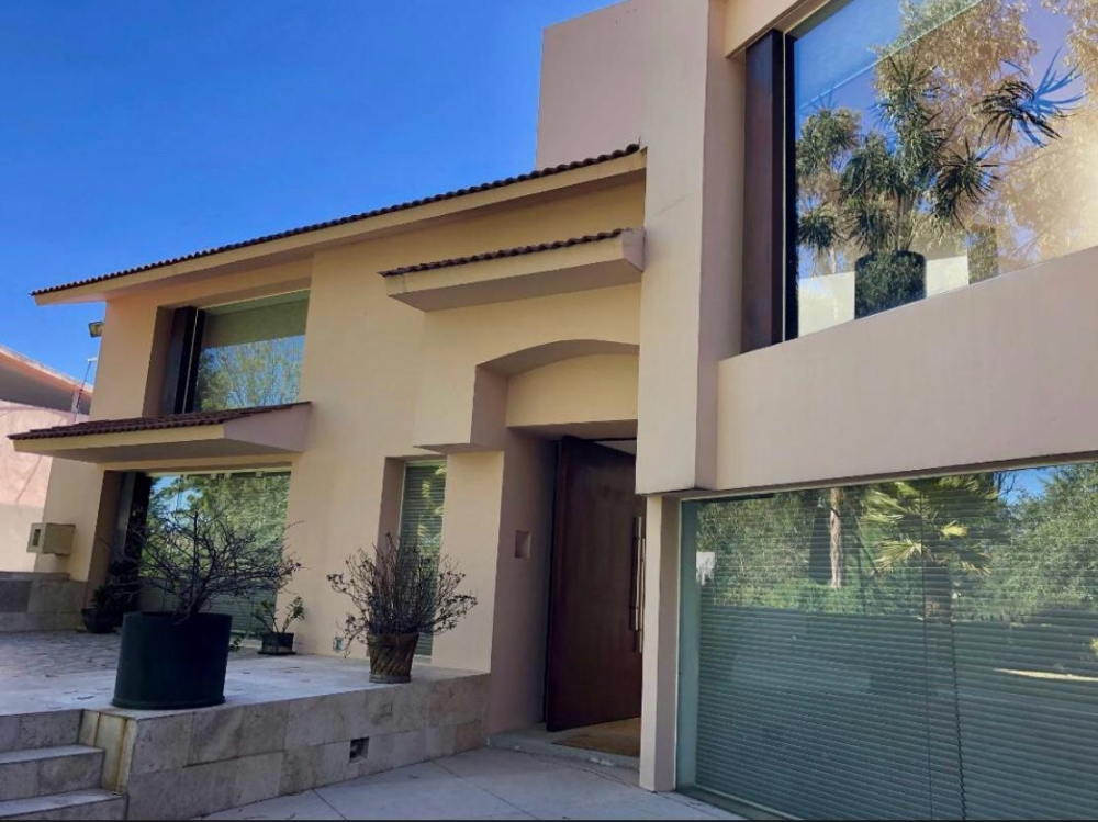 Casa en venta · Interlomas, Huixquilucan, Estado de México Casa en venta · Interlomas, Huixquilucan, Estado de México