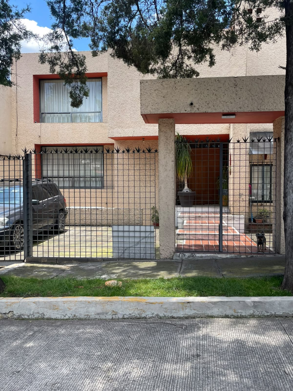 Casa en venta · Lomas del Huizachal, Naucalpan de Juárez, Estado de México Casa en venta · Lomas del Huizachal, Naucalpan de Juárez, Estado de México