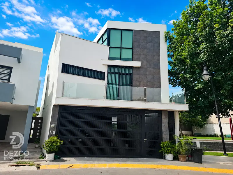 Casa en venta · La Rioja Privada Residencial 1era. Etapa, Monterrey, Nuevo León
