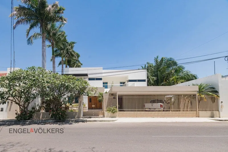 Casa en venta · Confederación de Trabajadores Del Estado de Yucatán, Mérida, Yucatán