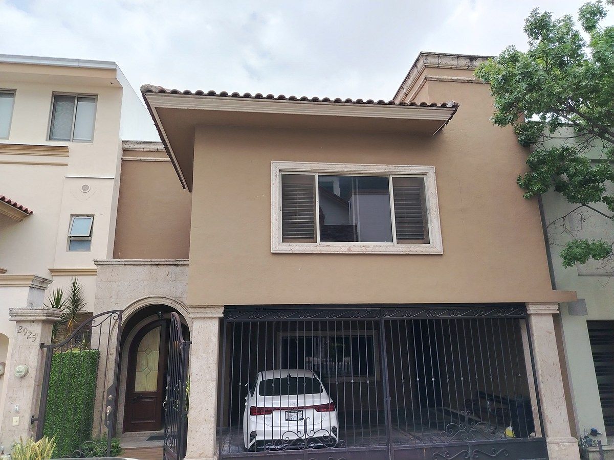 Casa en venta · Las Cumbres 5 Sector, Monterrey, Nuevo León