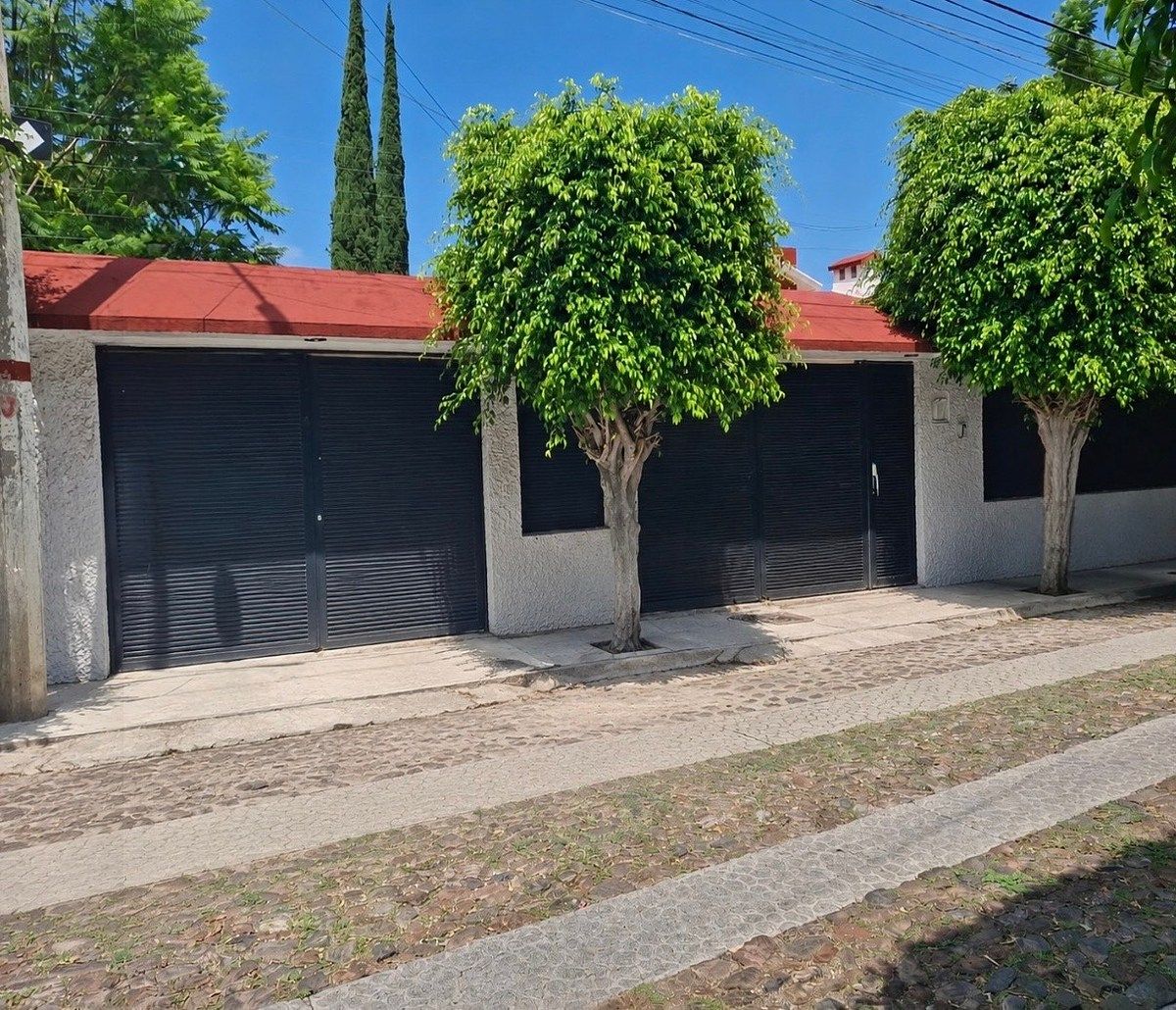 Casa en venta · Álamos 3a Sección, Santiago de Querétaro, Querétaro