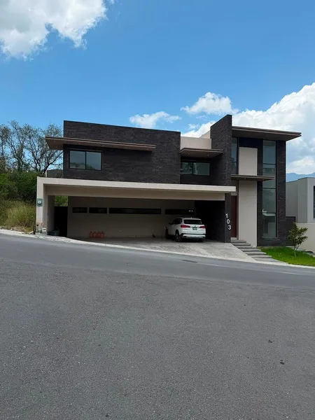 Casa en venta · Sierra Alta 9o Sector, Monterrey, Nuevo León