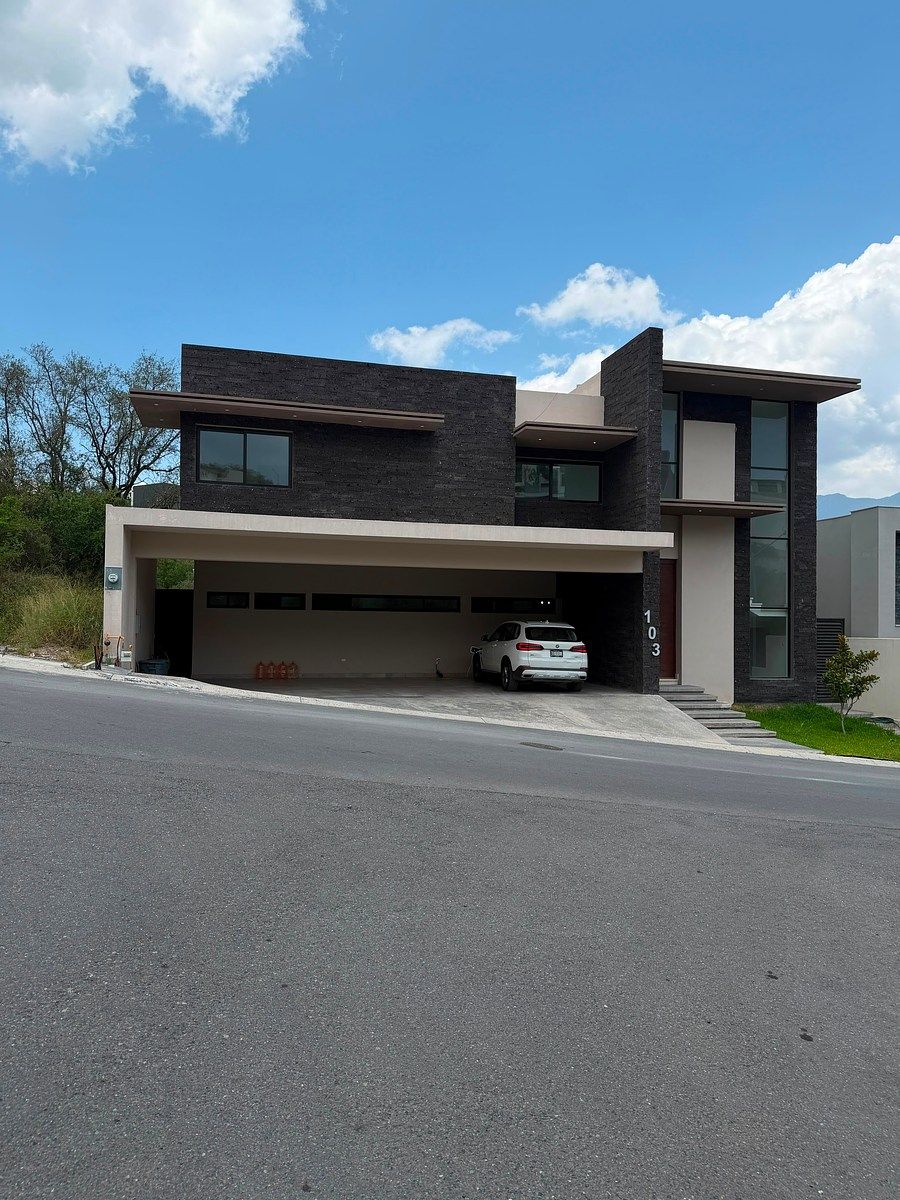 Casa en venta · Sierra Alta 9o Sector, Monterrey, Nuevo León