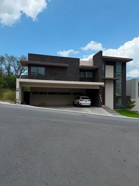 Casa en venta · Sierra Alta 9o Sector, Monterrey, Nuevo León