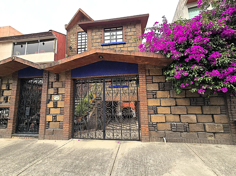 Casa en venta · El Parque de Coyoacán, Coyoacán, Ciudad de México Casa en venta · El Parque de Coyoacán, Coyoacán, Ciudad de México