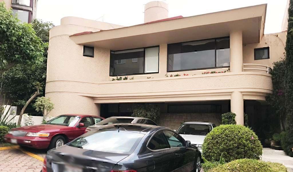 Casa en venta · Lomas Country Club, Huixquilucan, Estado de México Casa en venta · Lomas Country Club, Huixquilucan, Estado de México