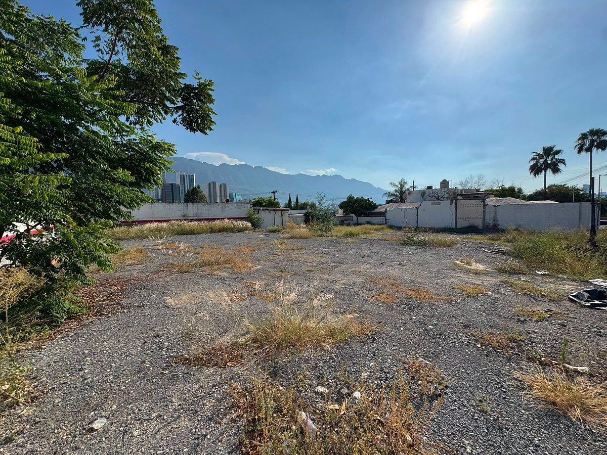 Lote en renta · Del Valle Sect Oriente, San Pedro Garza García, Nuevo León