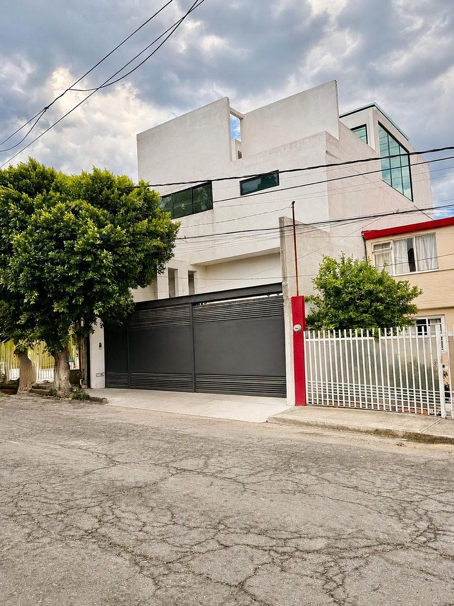 Casa en venta · Ampliación Vista Hermosa, Tlalnepantla de Baz, Estado de México Casa en venta · Ampliación Vista Hermosa, Tlalnepantla de Baz, Estado de México