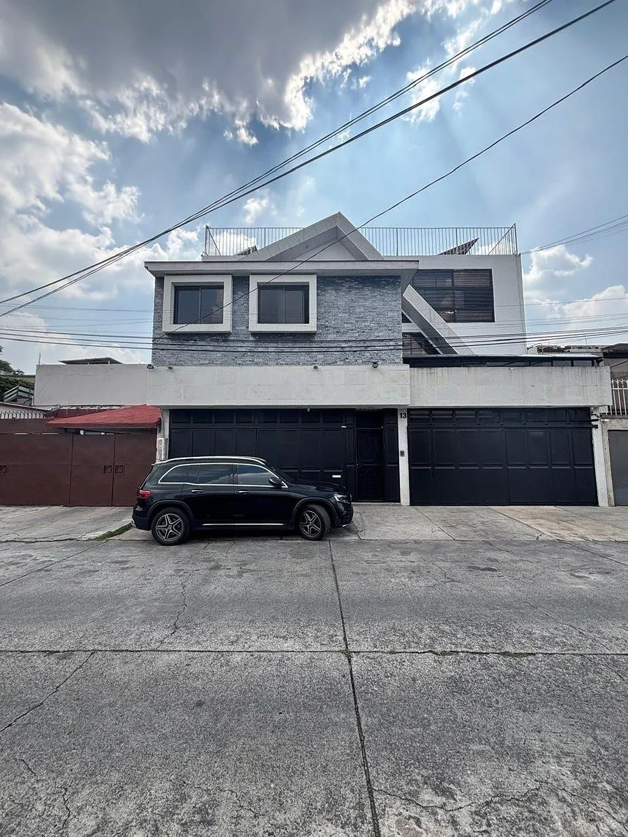 Casa en venta · Lomas de Tecamachalco, Naucalpan de Juárez, Estado de México