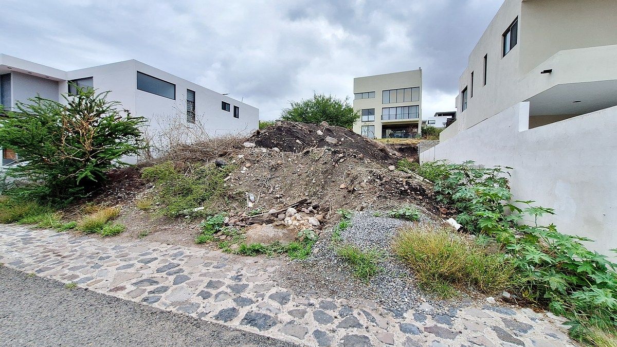 Lote en venta · Vista Real y Country Club, Corregidora, Querétaro Lote en venta · Vista Real y Country Club, Corregidora, Querétaro