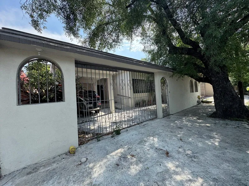 Casa en venta · Roma, Monterrey, Nuevo León