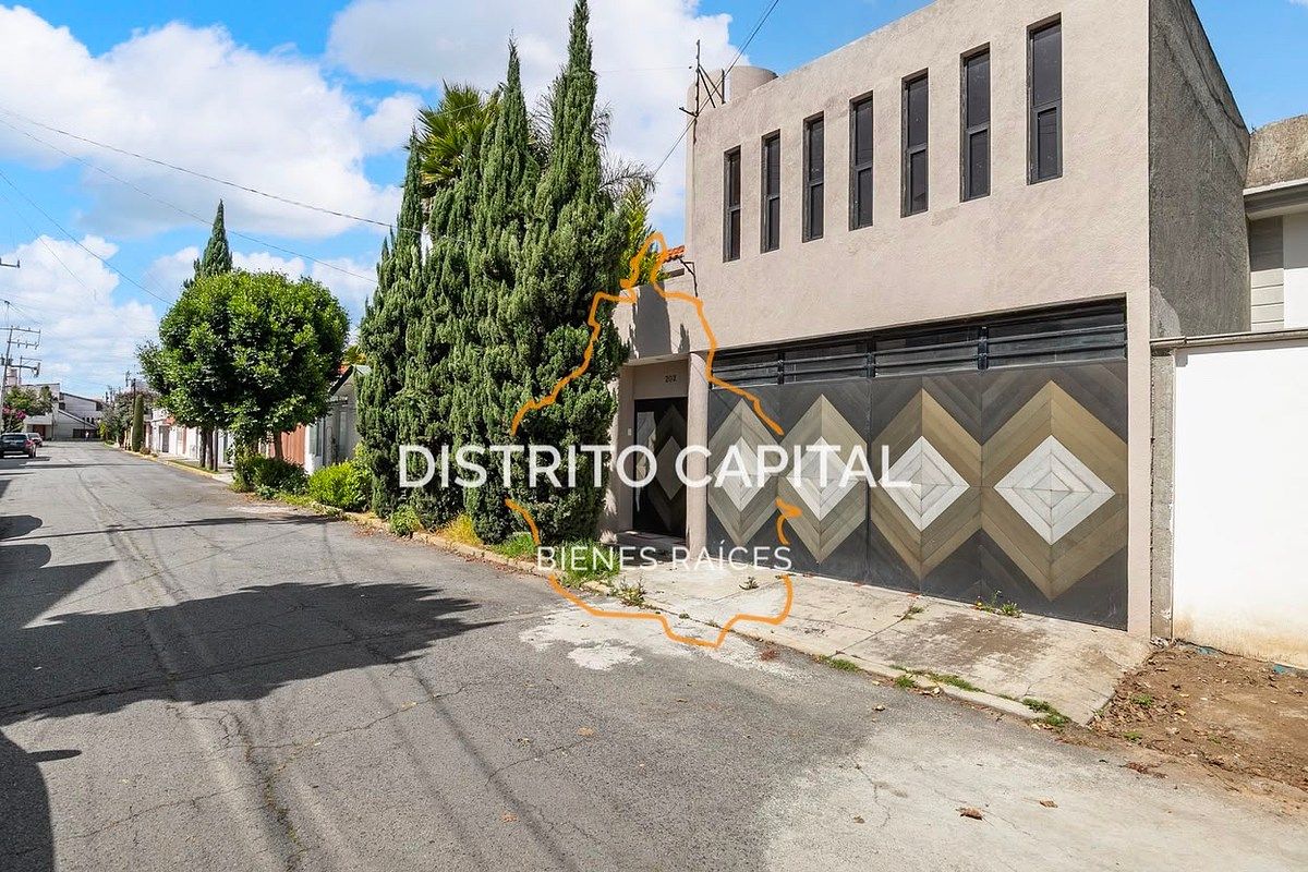 Casa en venta · Corredor Industrial Toluca Lerma, San Mateo Atenco, Estado de México
