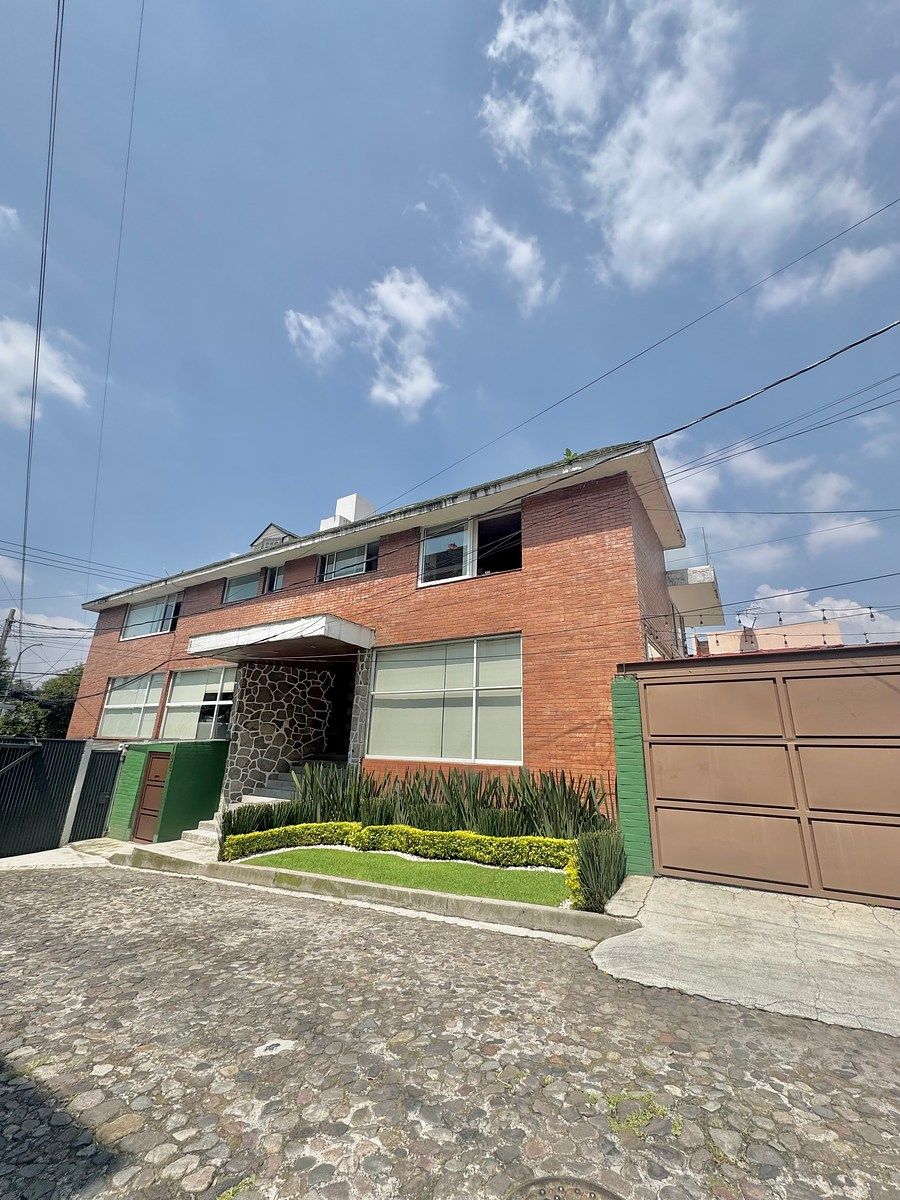 Casa en venta · Las Águilas, Álvaro Obregón, Ciudad de México Casa en venta · Las Águilas, Álvaro Obregón, Ciudad de México