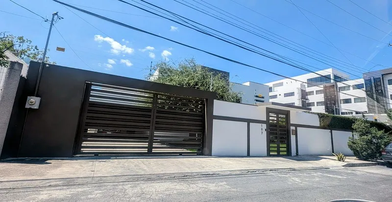 Casa en venta · Tecnológico, Monterrey, Nuevo León Casa en venta · Tecnológico, Monterrey, Nuevo León
