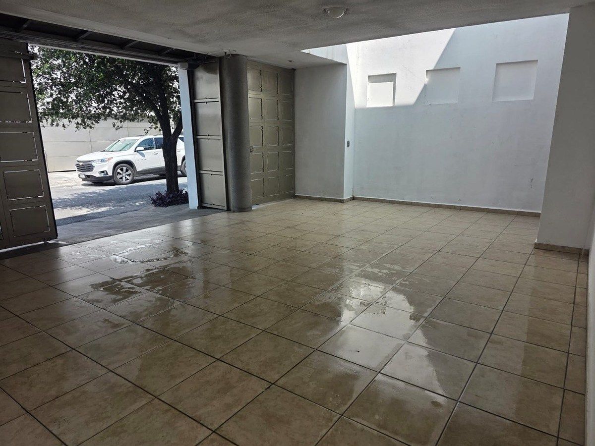 Casa en venta · Cumbres de Santa Clara 4 Sector, Monterrey, Nuevo León