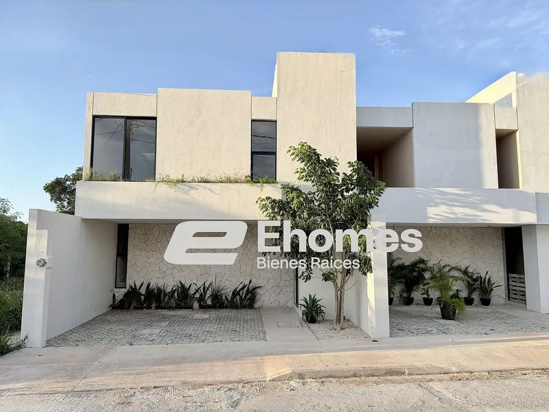 Casa en venta · San Juan Bautista, Mérida, Yucatán