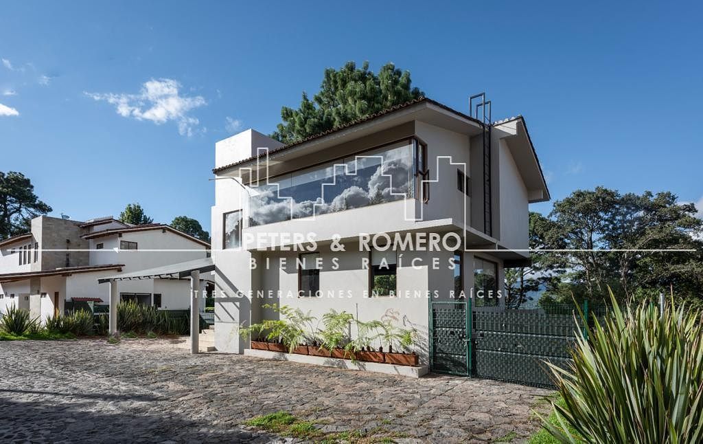 Casa en venta · Santa Magdalena Tilostoc, Valle de Bravo, Estado de México
