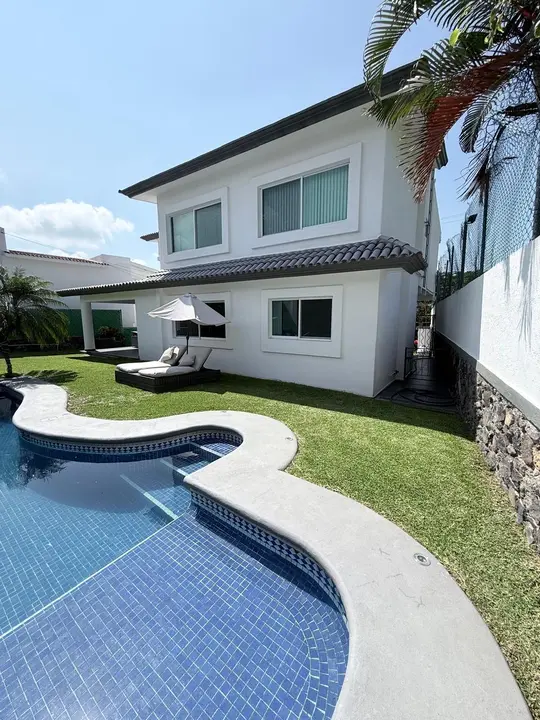 Casa en venta · Lomas de Cocoyoc Casa en venta · Lomas de Cocoyoc