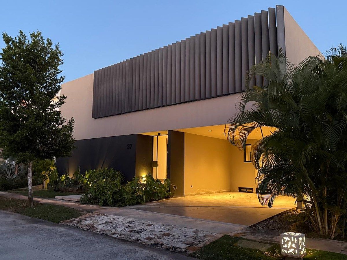 Casa en venta · Yucatán Country Club, Mérida, Yucatán Casa en venta · Yucatán Country Club, Mérida, Yucatán
