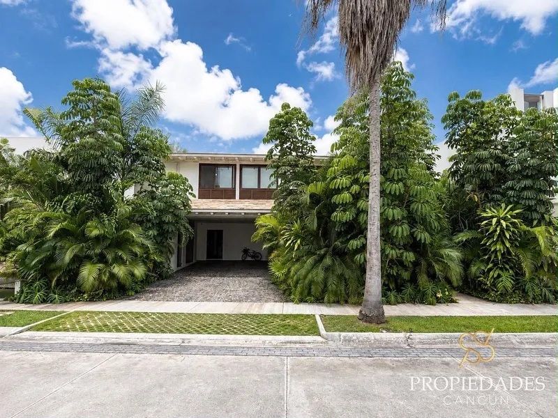 Casa en venta · Residencial Cumbres, Cancún, Benito Juárez, Quintana Roo