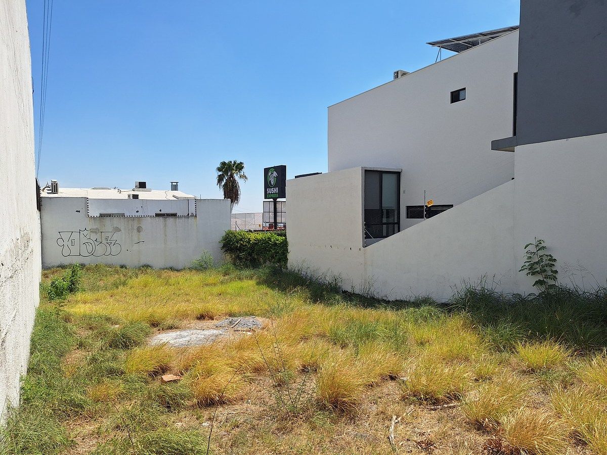 Lote en venta · Las Cumbres 4 Sector  A, Monterrey, Nuevo León