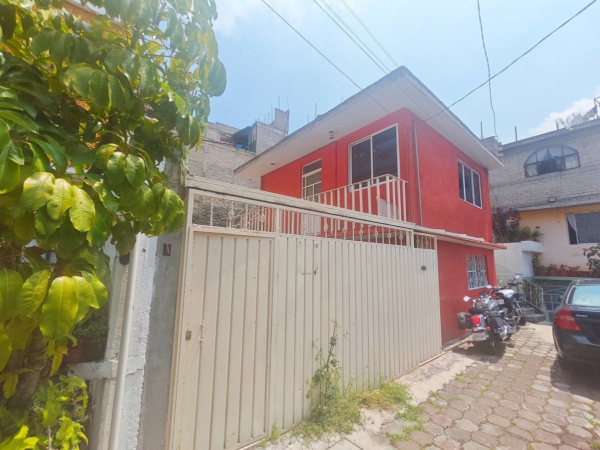 Casa en venta · Santa María Tomatlán, Iztapalapa, Ciudad de México