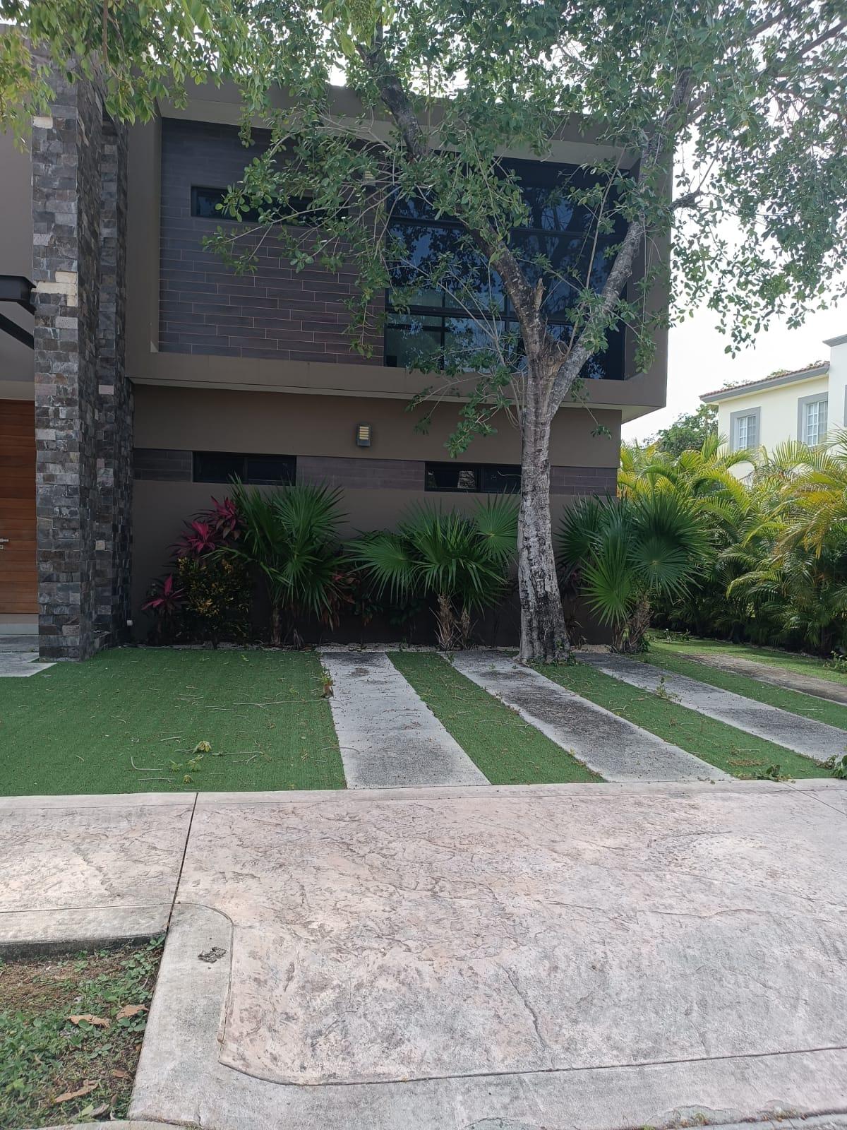 Casa en renta · Lagos del Sol, Benito Juárez, Quintana Roo