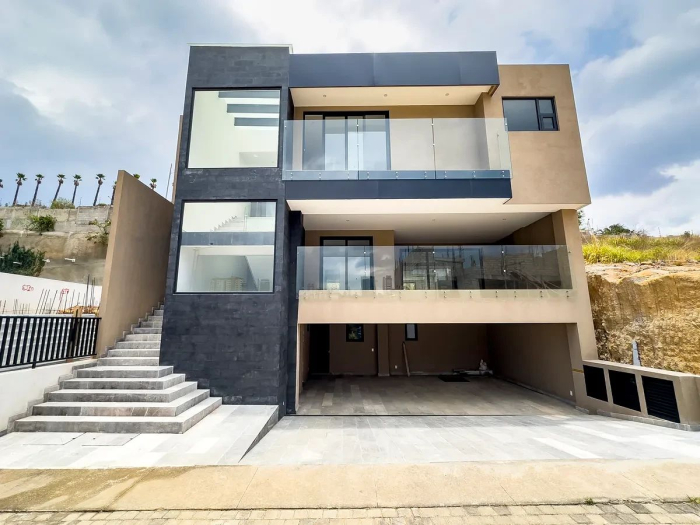 Casa en venta · Bosque Real, Huixquilucan, Estado de México Casa en venta · Bosque Real, Huixquilucan, Estado de México