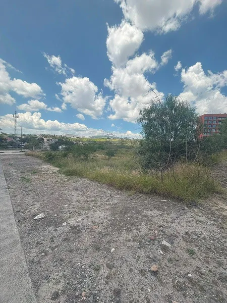 Lote en venta · Hacienda Campanario, Santiago de Querétaro, Querétaro Lote en venta · Hacienda Campanario, Santiago de Querétaro, Querétaro