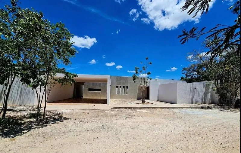 Casa en venta · Cholul, Mérida, Yucatán Casa en venta · Cholul, Mérida, Yucatán