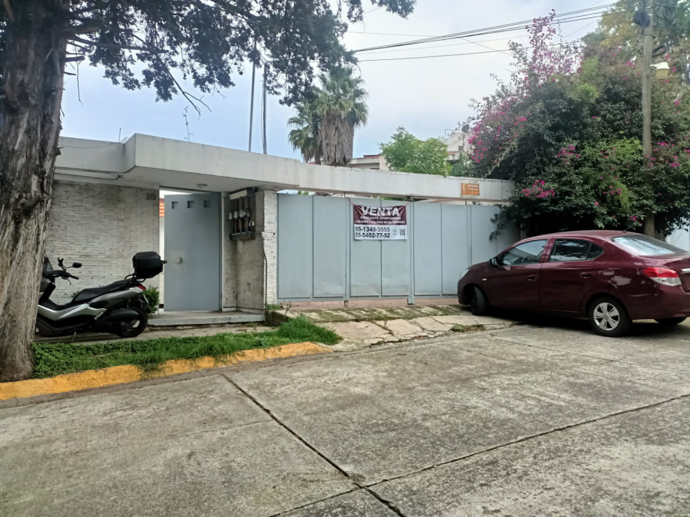Casa en venta · Lomas de Tecamachalco Sección Bosques I y II, Huixquilucan, Estado de México