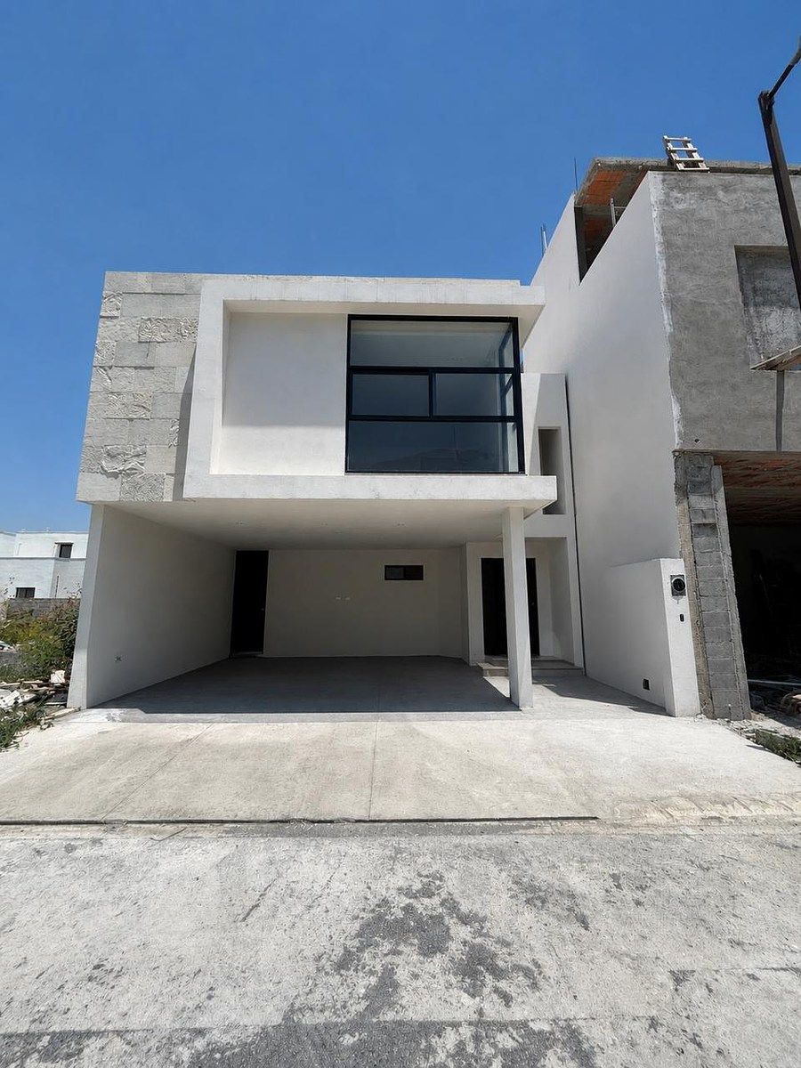 Casa en venta · Porto Cumbres, García, Nuevo León